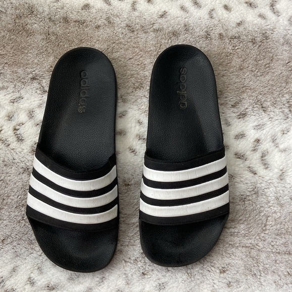 Men’s Adidas sliders size 8 sporty athletic activewear athleisure flip flop fall - Picture 3 of 11